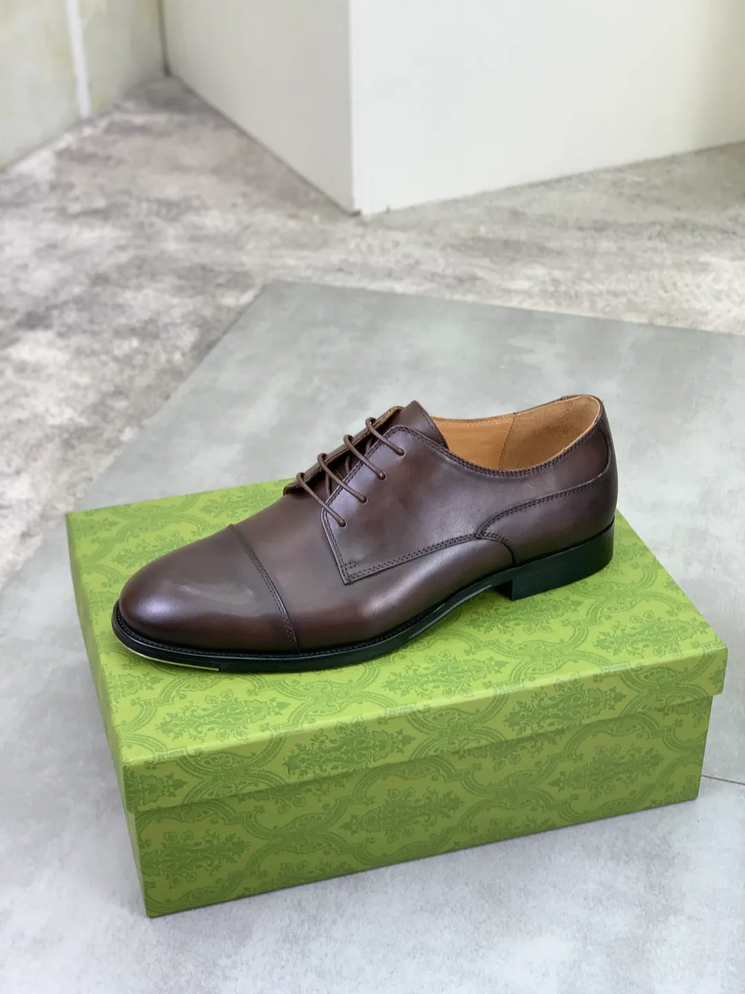 Men's men's shoes 💰P640 [New style] Water dyed cowhide 💰💎💎💎 [Gucci] GUCCI high-end men's formal business leather shoes, original order 1:1! Original imported high-end open-edge beaded calfskin, original metal buckle, imported first-layer cowhide lining for feet. Original high-end outsole, men's shoe size: 39-44 (45 customized) black and brown colors available